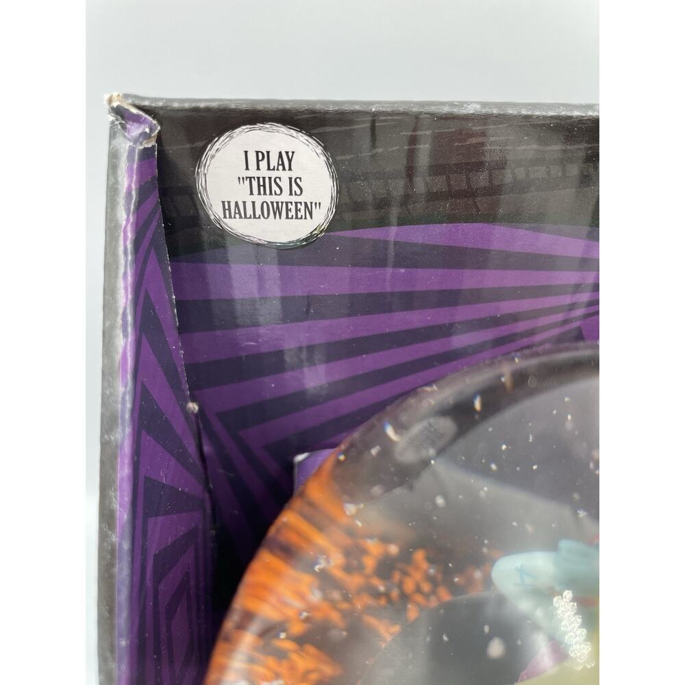Nightmare Before Christmas Sally Musical Water Globe This Is Halloween Disney - Picture 8 of 10